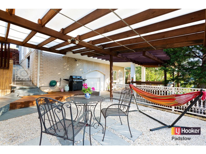 1 Oatley Place, Padstow Heights NSW 2211