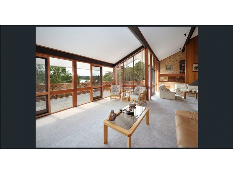 109 Bignell Street, Illawong NSW 2234