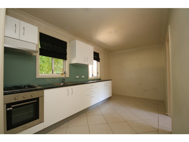 4 Brallos Avenue, Holsworthy NSW 2173