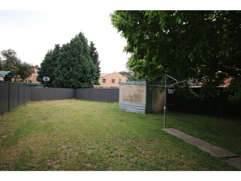 4 Brallos Avenue, Holsworthy NSW 2173