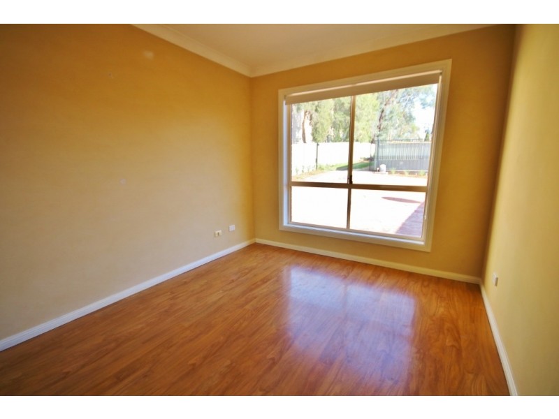 829D Henry Lawson Drive, Picnic Point NSW 2213