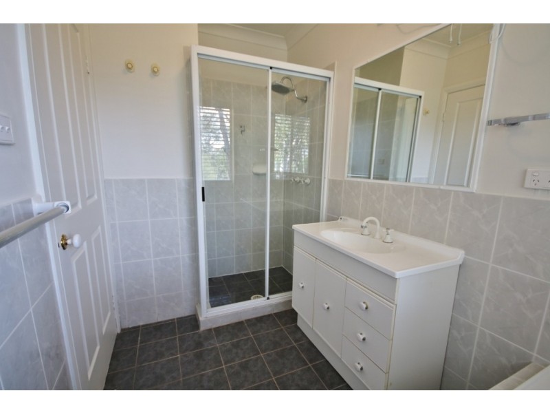 829D Henry Lawson Drive, Picnic Point NSW 2213