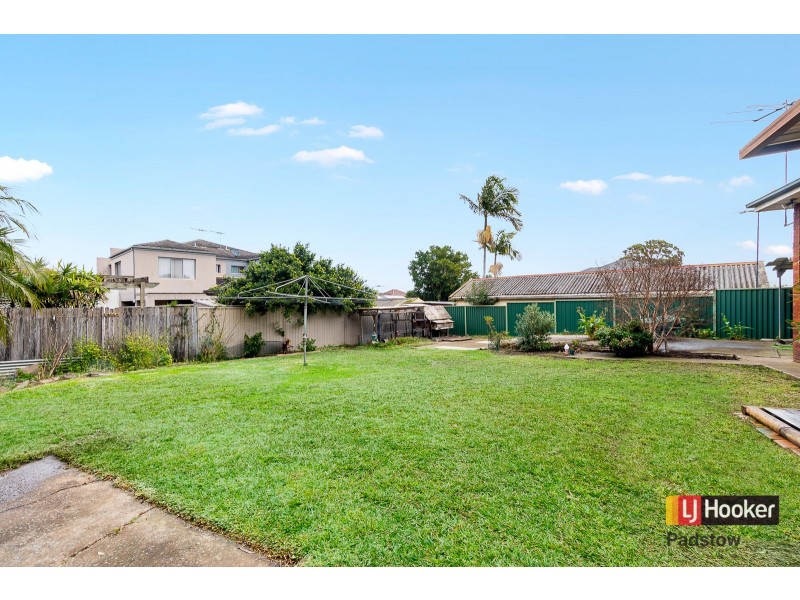 44 Ellesmere Street, Panania NSW 2213