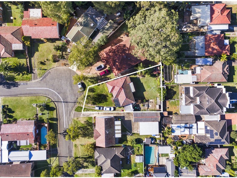 44 Ellesmere Street, Panania NSW 2213