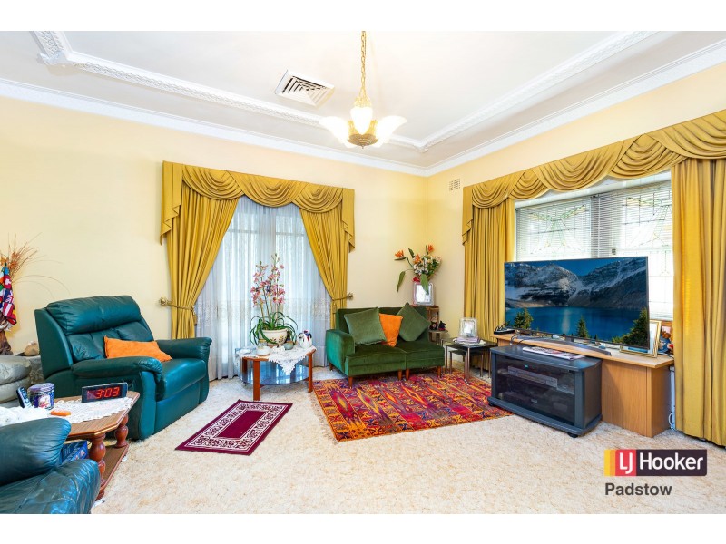 7 Wilberforce Road, Revesby NSW 2212