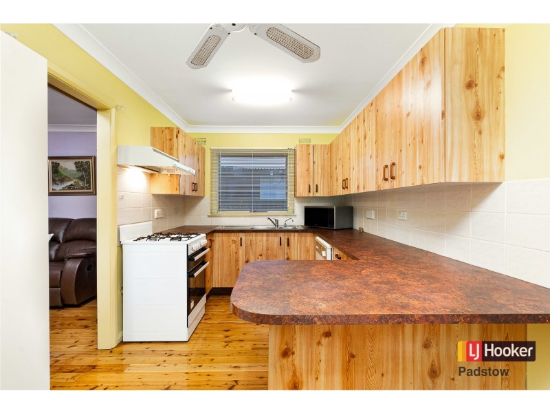 42 Dernancourt Parade, Milperra NSW 2214