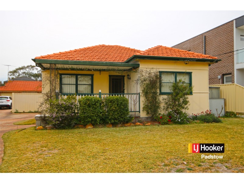 1/1 Wilson Street, Panania NSW 2213