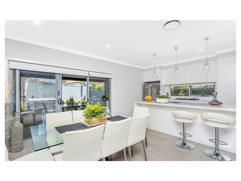 6 Grieve Crescent, Milperra NSW 2214