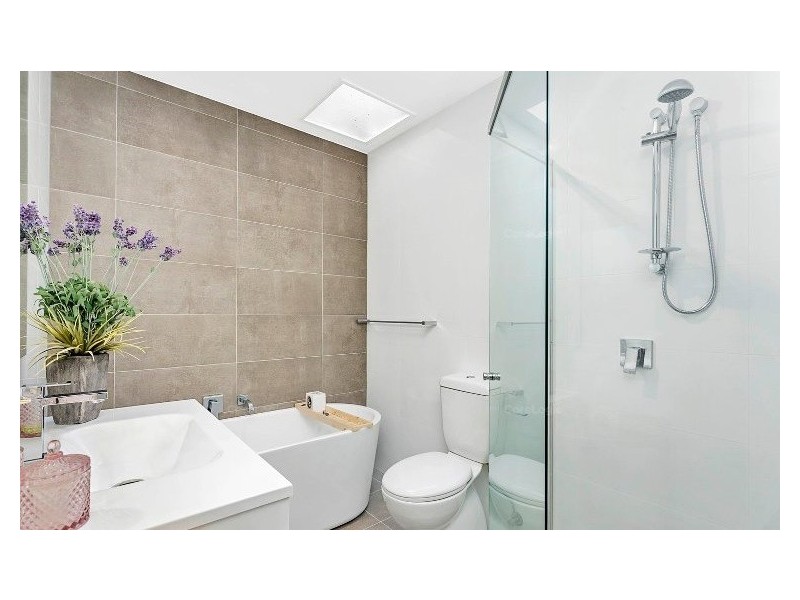 6 Grieve Crescent, Milperra NSW 2214