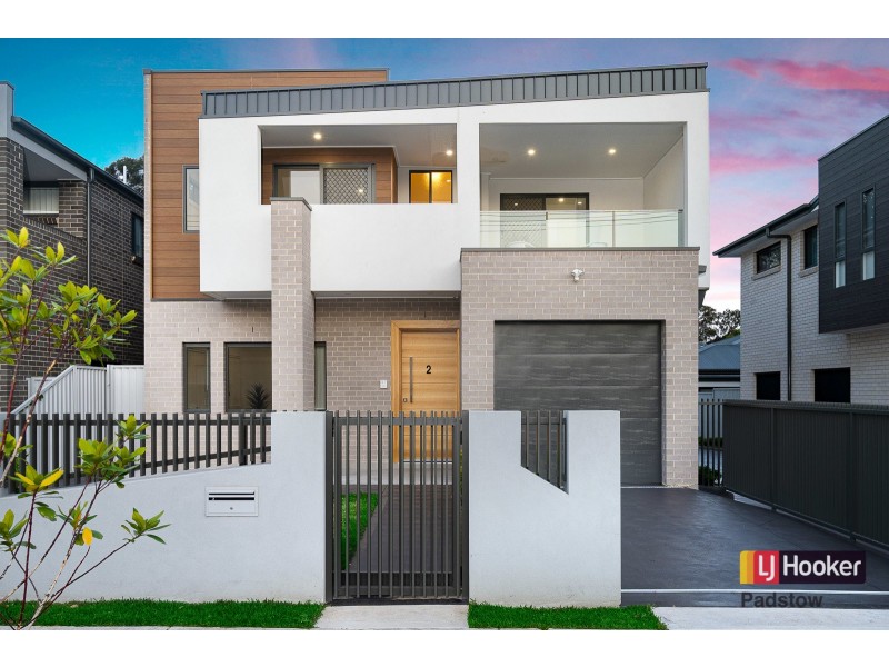 2/65 Ramsay Road, Picnic Point NSW 2213