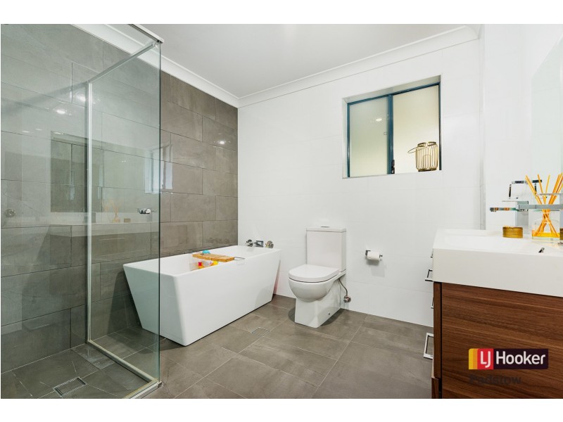 17/174 Chapel Road, Bankstown NSW 2200