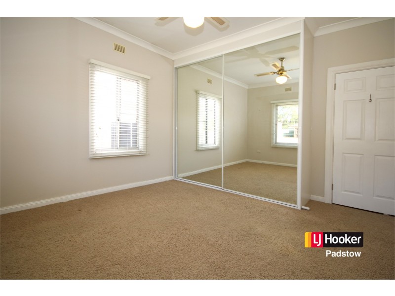 30 Glenview Avenue, Revesby NSW 2212