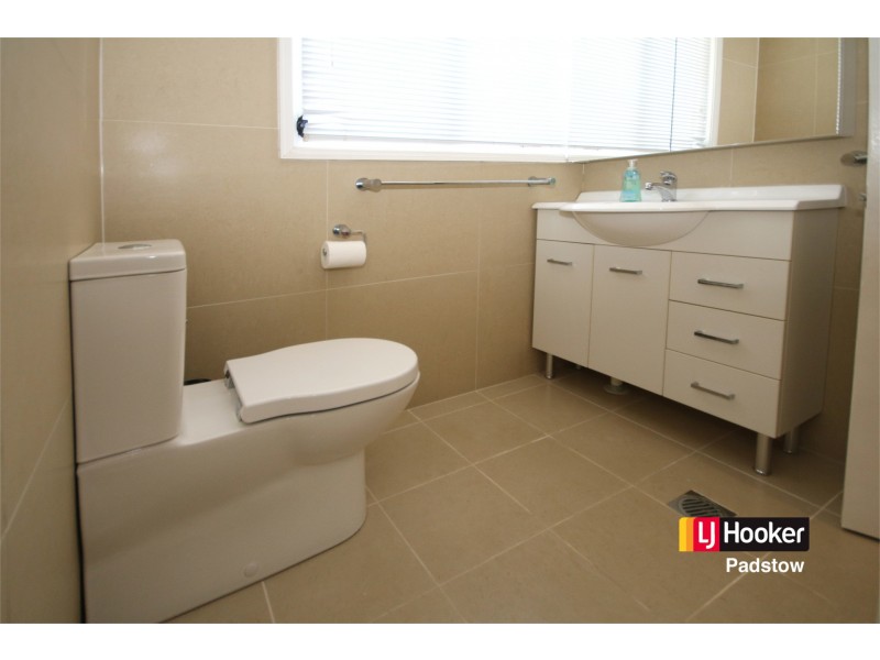 30 Glenview Avenue, Revesby NSW 2212