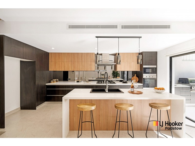 8 Bastille Close, Padstow Heights NSW 2211