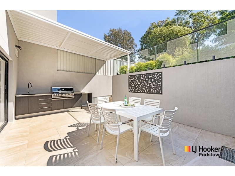 8 Bastille Close, Padstow Heights NSW 2211