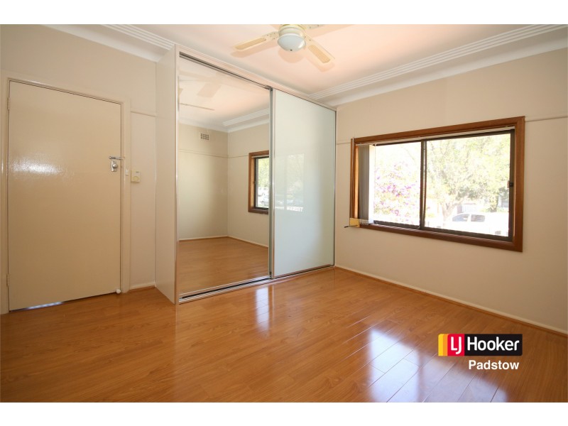 17 Eddie Avenue, Panania NSW 2213