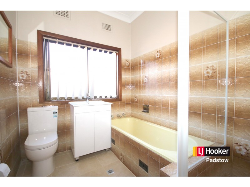 17 Eddie Avenue, Panania NSW 2213