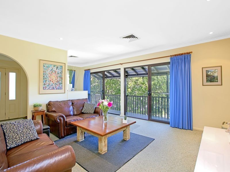 22 Carinya Road, Picnic Point NSW 2213