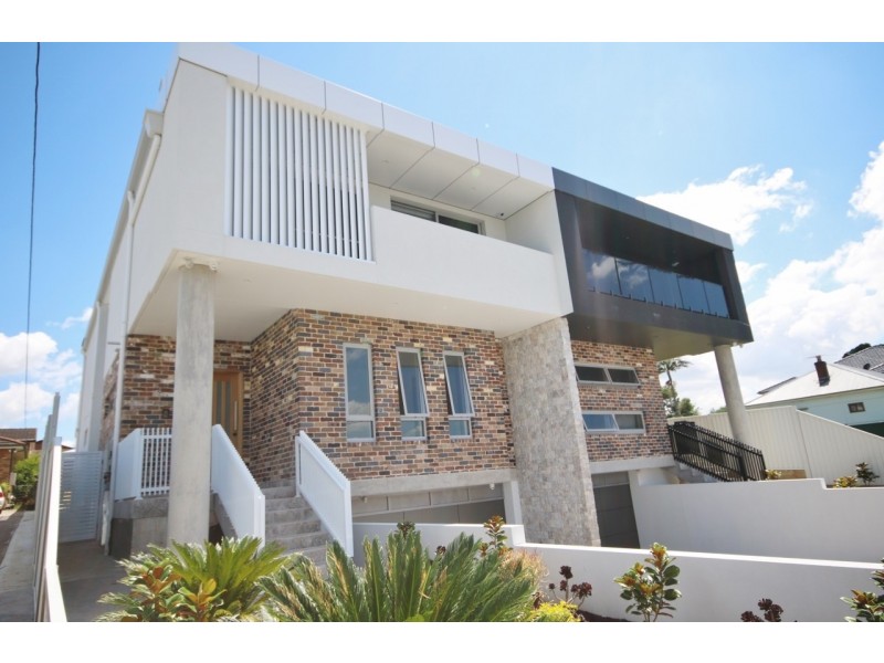 4 Gwandalan Road, Padstow NSW 2211