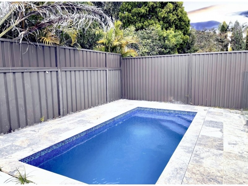 81 Burns Road, Picnic Point NSW 2213