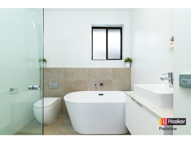 3/65 Ramsay Road, Picnic Point NSW 2213