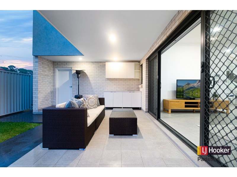 3/65 Ramsay Road, Picnic Point NSW 2213