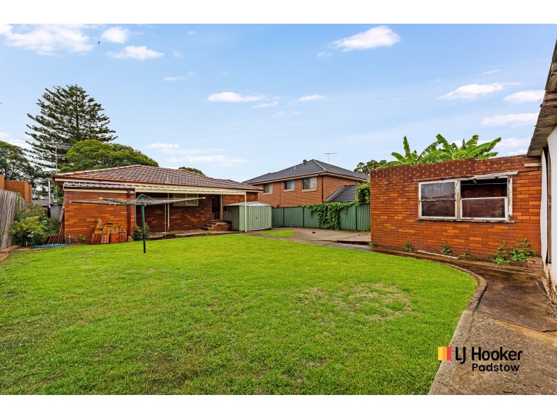 21 Woodburn Avenue, Panania NSW 2213