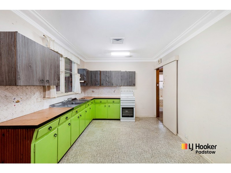 21 Woodburn Avenue, Panania NSW 2213