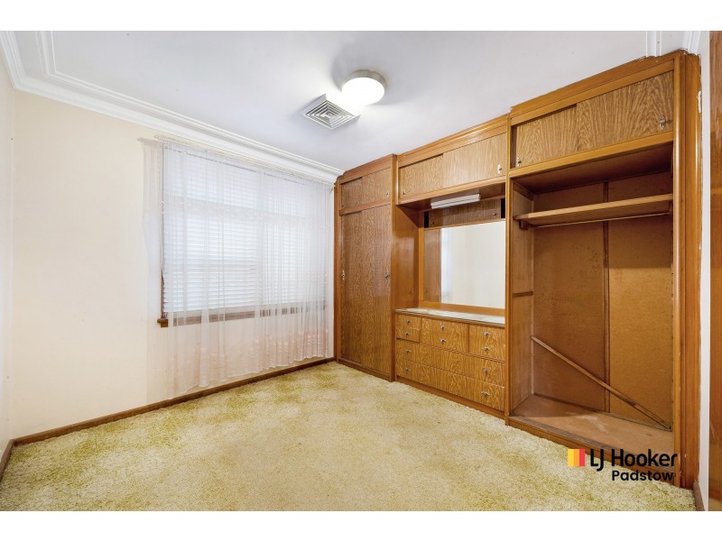 21 Woodburn Avenue, Panania NSW 2213