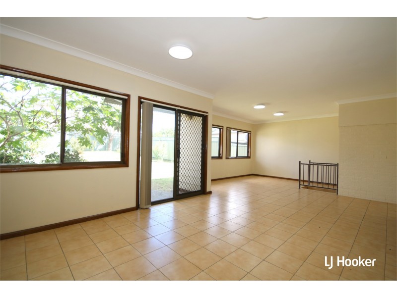 148 Davies Road, Padstow NSW 2211