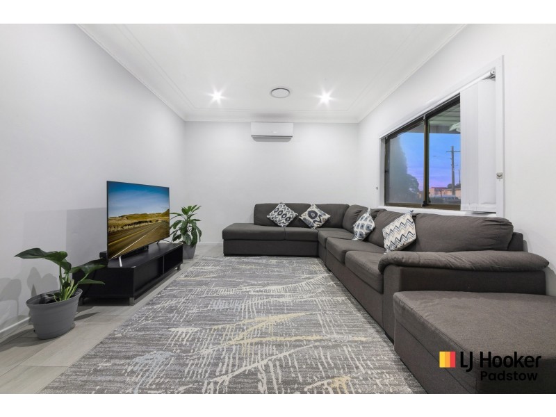 2 Hazelglen Avenue, Panania NSW 2213