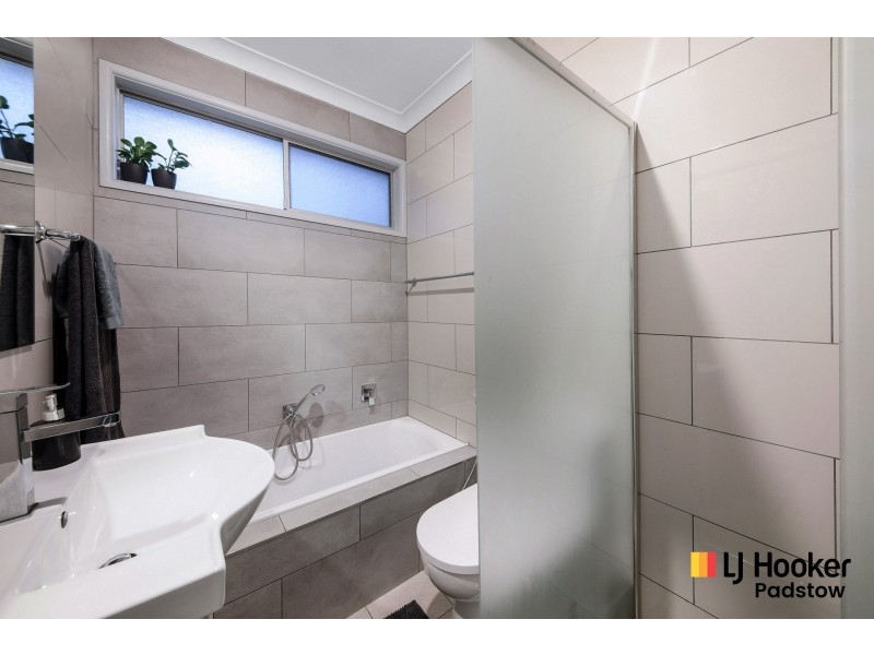 2 Hazelglen Avenue, Panania NSW 2213