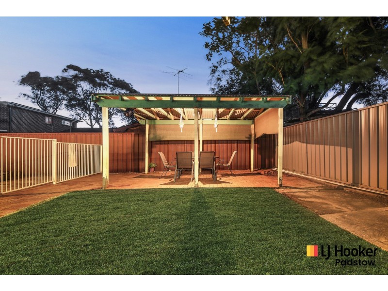 2 Hazelglen Avenue, Panania NSW 2213