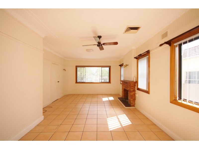 111 Howard Road, Padstow NSW 2211