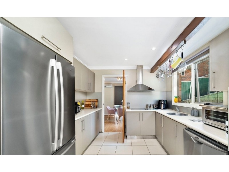 15 Wainwright Avenue, Padstow NSW 2211