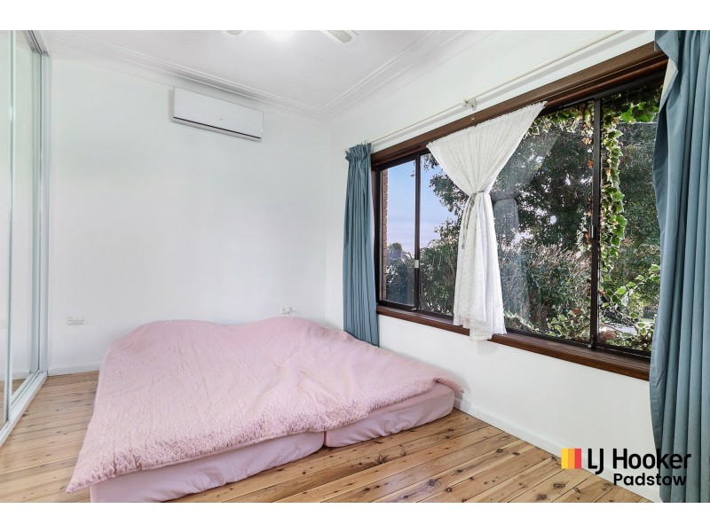 85 Victor Avenue, Picnic Point NSW 2213