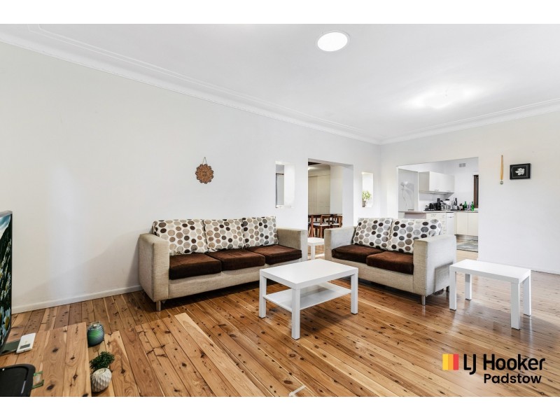 85 Victor Avenue, Picnic Point NSW 2213