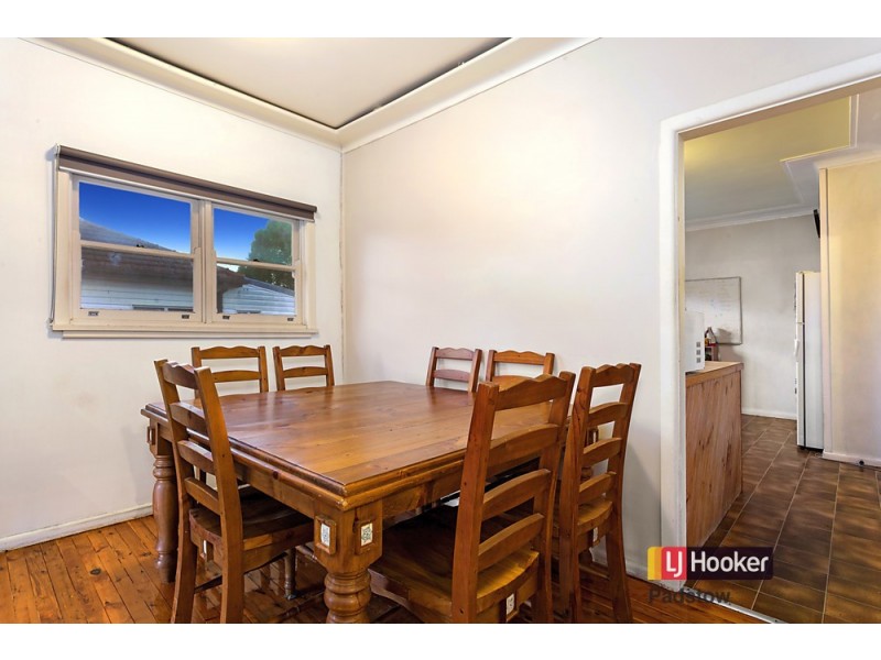 25 Nichols Avenue, Revesby NSW 2212