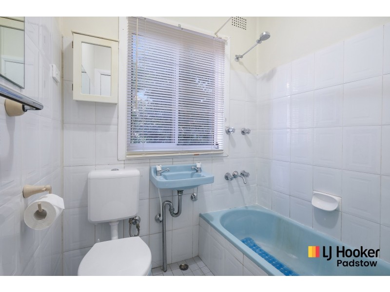 42 Glenview Avenue, Revesby NSW 2212