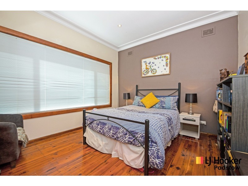 10 Wyalong Street, Panania NSW 2213