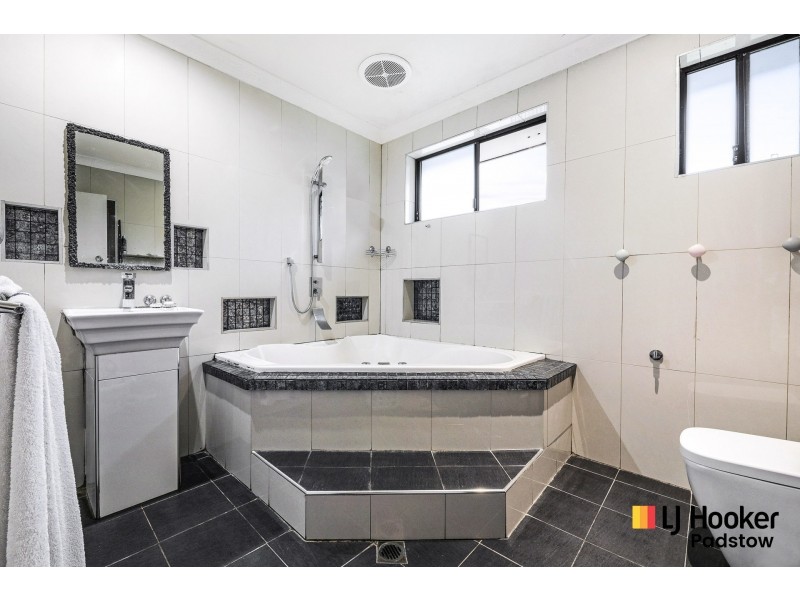 33 Berrima Avenue, Padstow NSW 2211