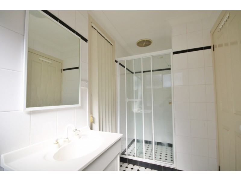 2/98 Tower Street, Panania NSW 2213