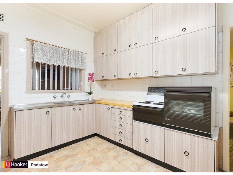 88 Bransgrove Road, Revesby NSW 2212