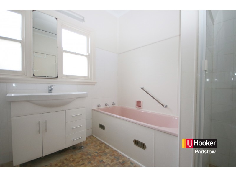 24 Parmal Avenue, Padstow NSW 2211