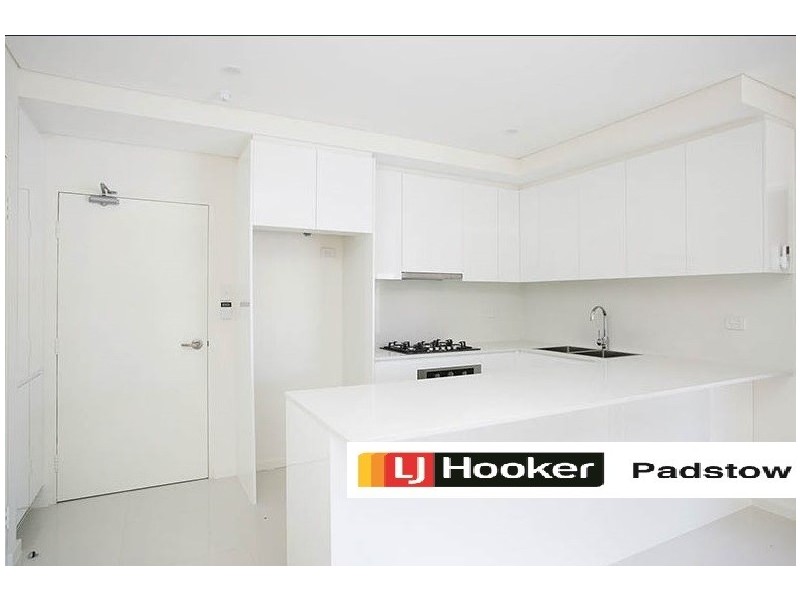 13/1 Hugh Avenue, Peakhurst NSW 2210