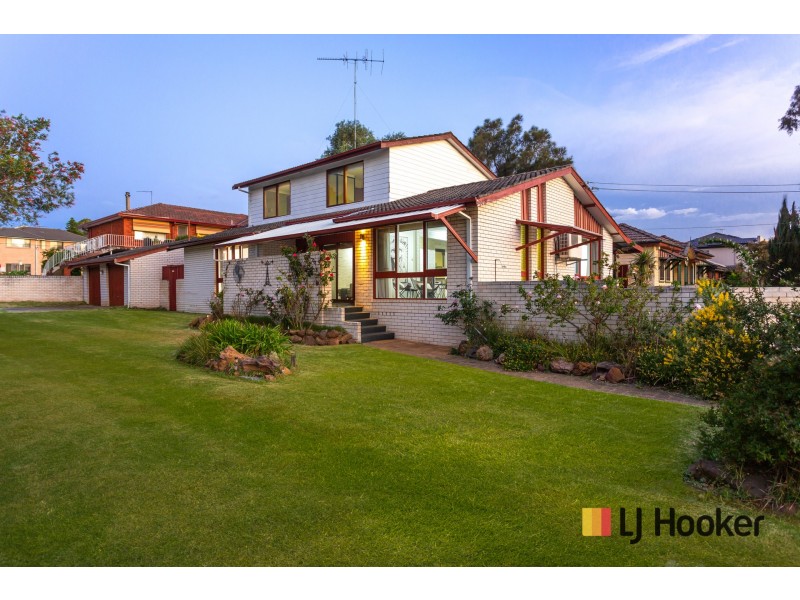 1 Windermere Crescent, Panania NSW 2213