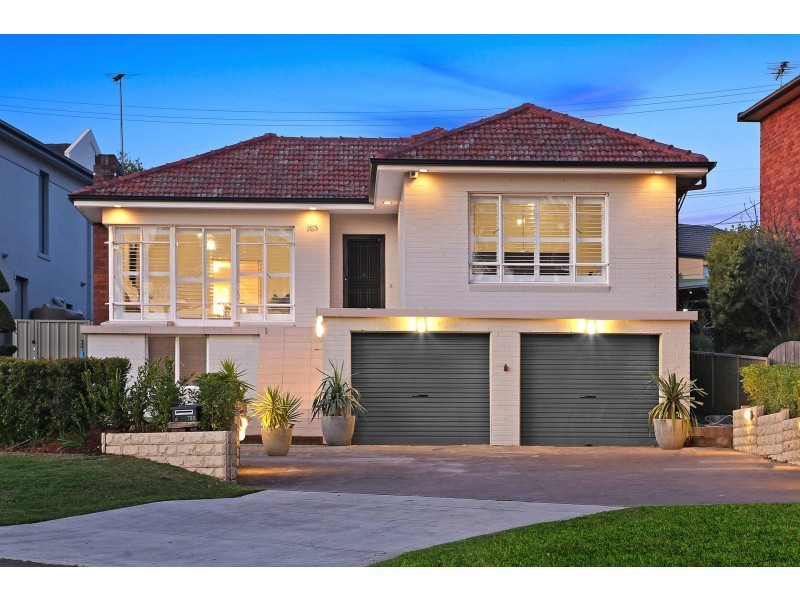 765 Henry Lawson Drive, Picnic Point NSW 2213