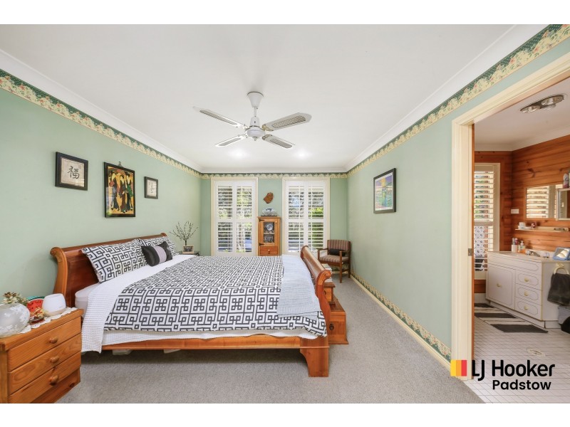 789 Henry Lawson Drive, Picnic Point NSW 2213