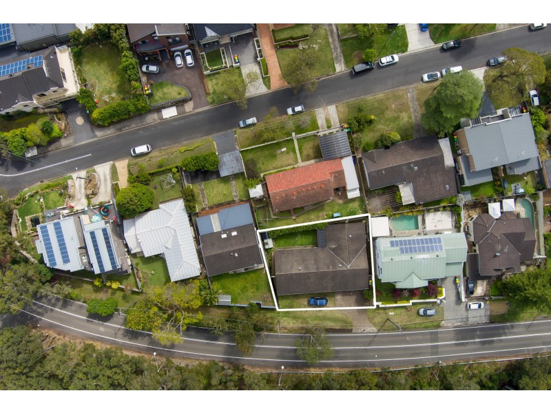 789 Henry Lawson Drive, Picnic Point NSW 2213