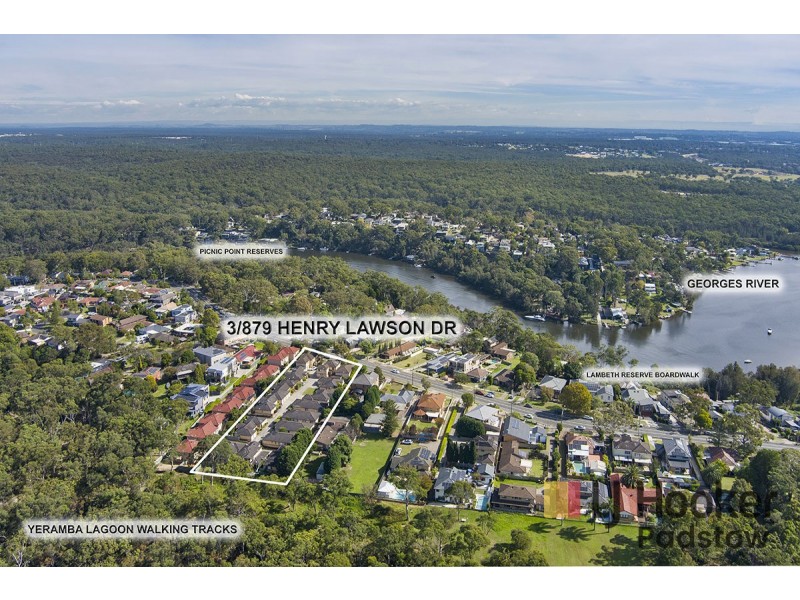 3/879 Henry Lawson Drive, Picnic Point NSW 2213